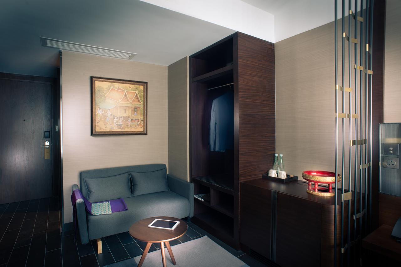 Premier King Room with Sofa Bed