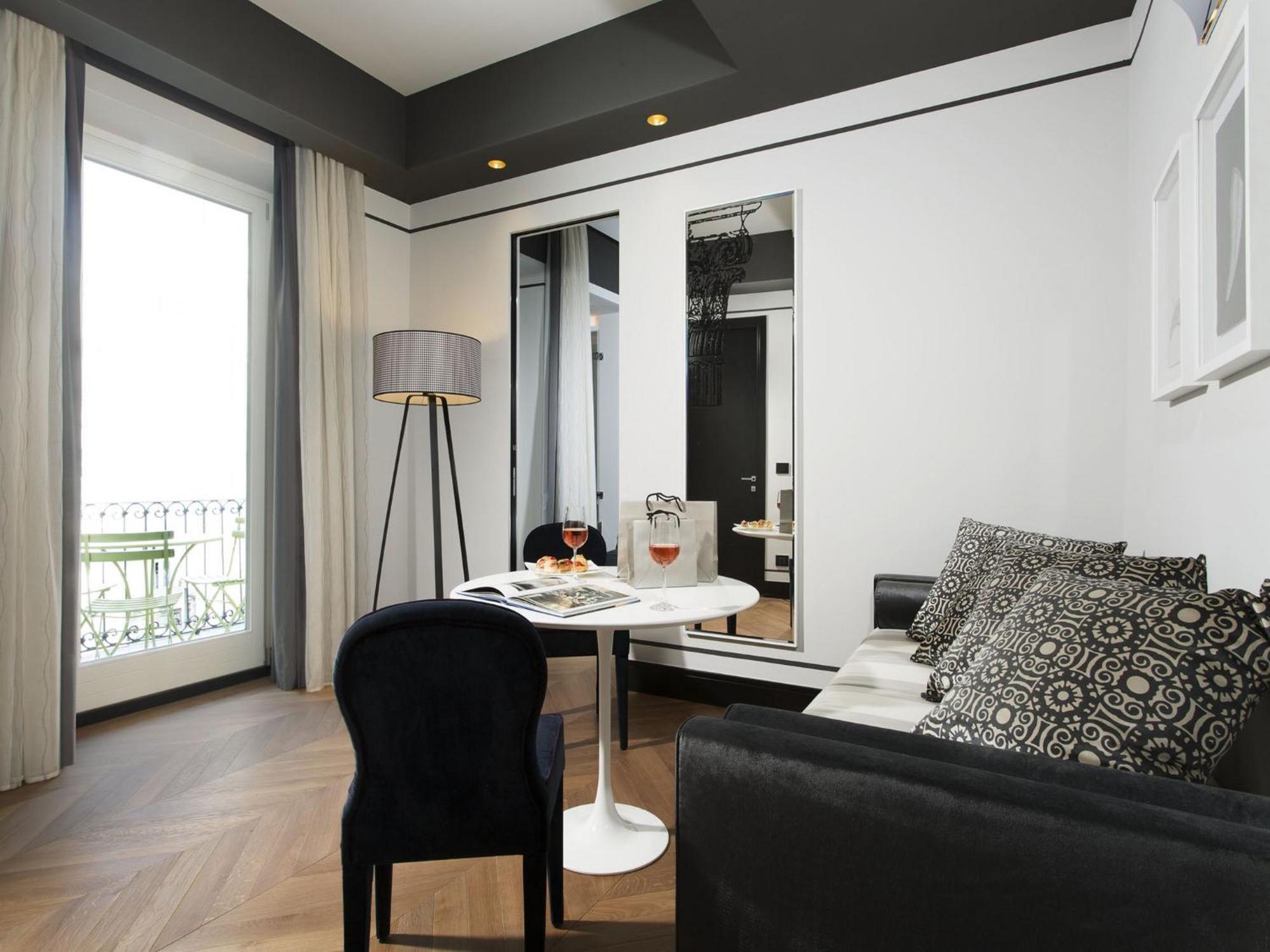 Luxury Suite,1155522699:JPEG