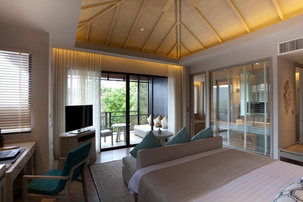 Grand Deluxe Double with Ocean View