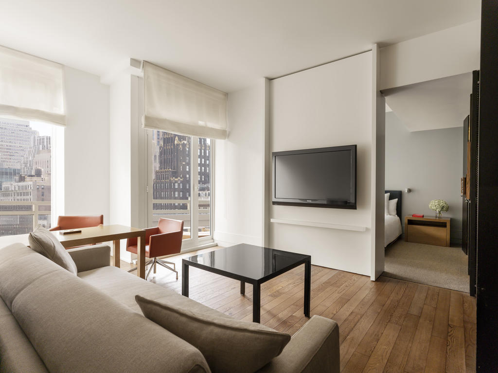 One-Bedroom Suite with Balcony