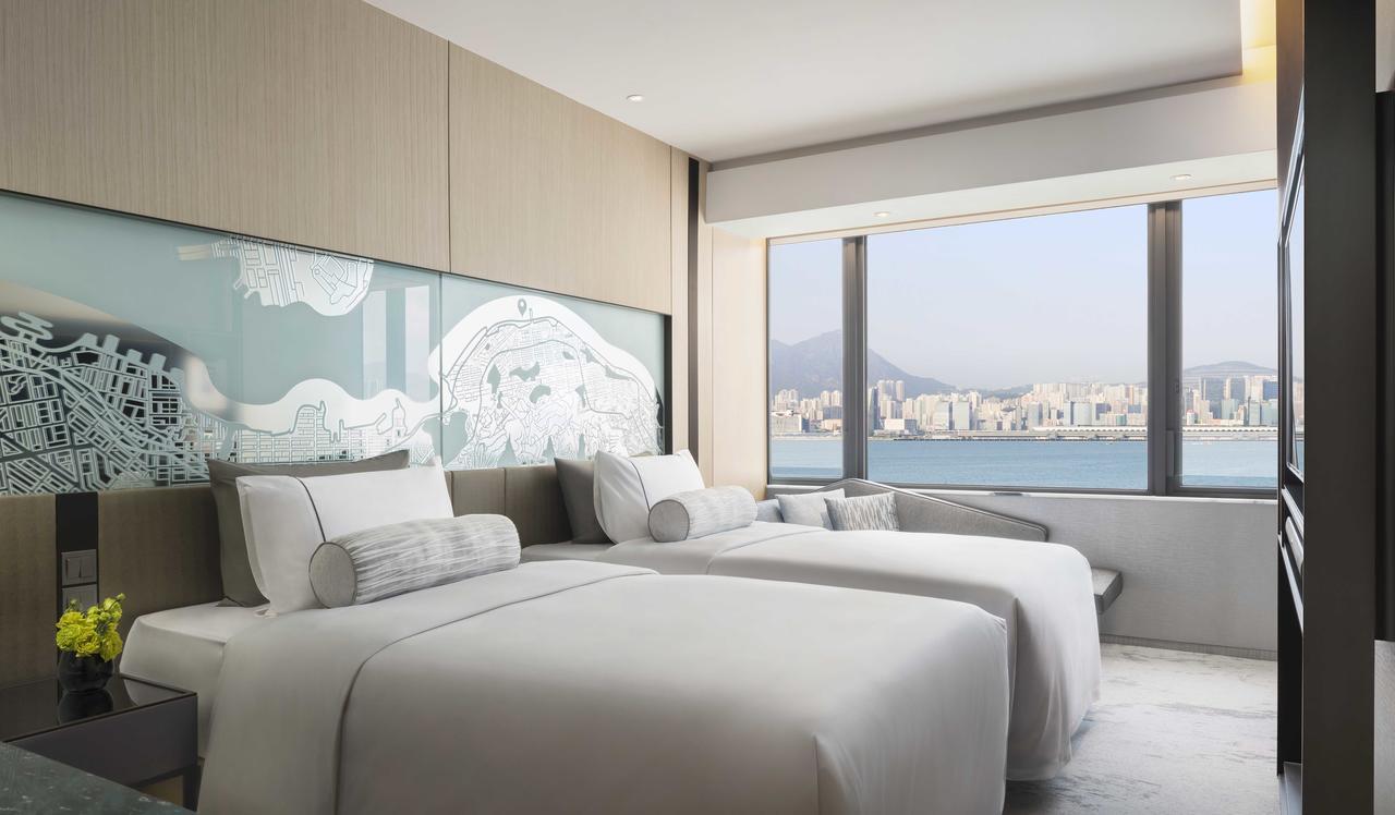 Twin Room with Harbour View - High Floor