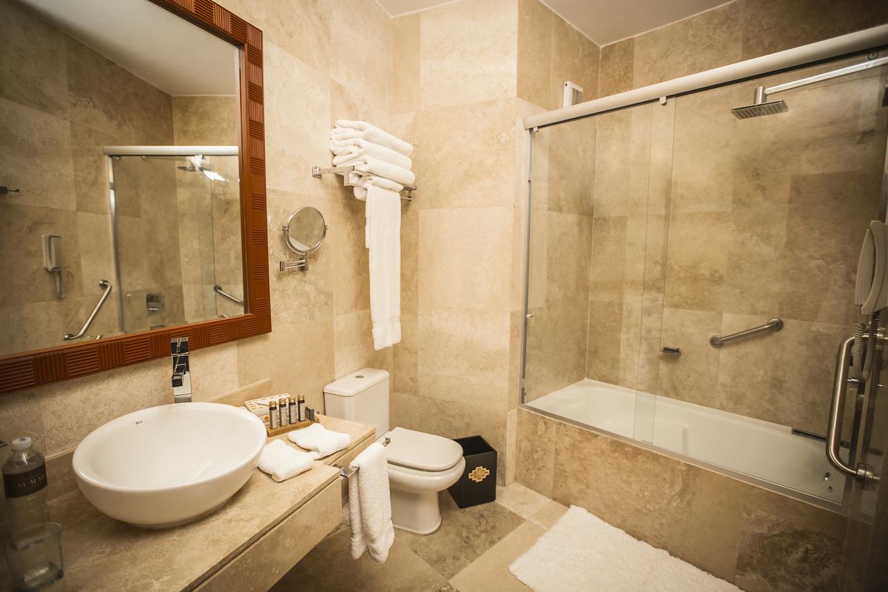 Queen Room with Garden View,746384489:JPEG