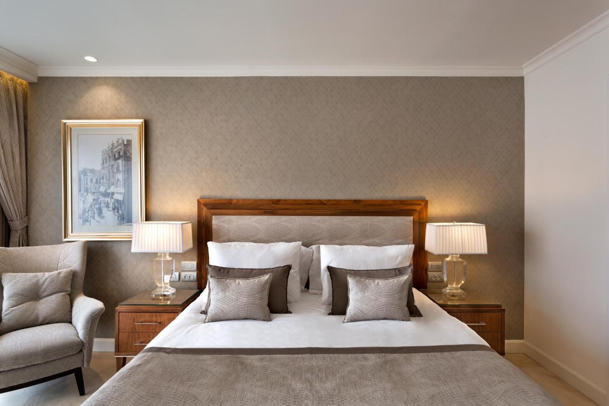 Superior Queen Room