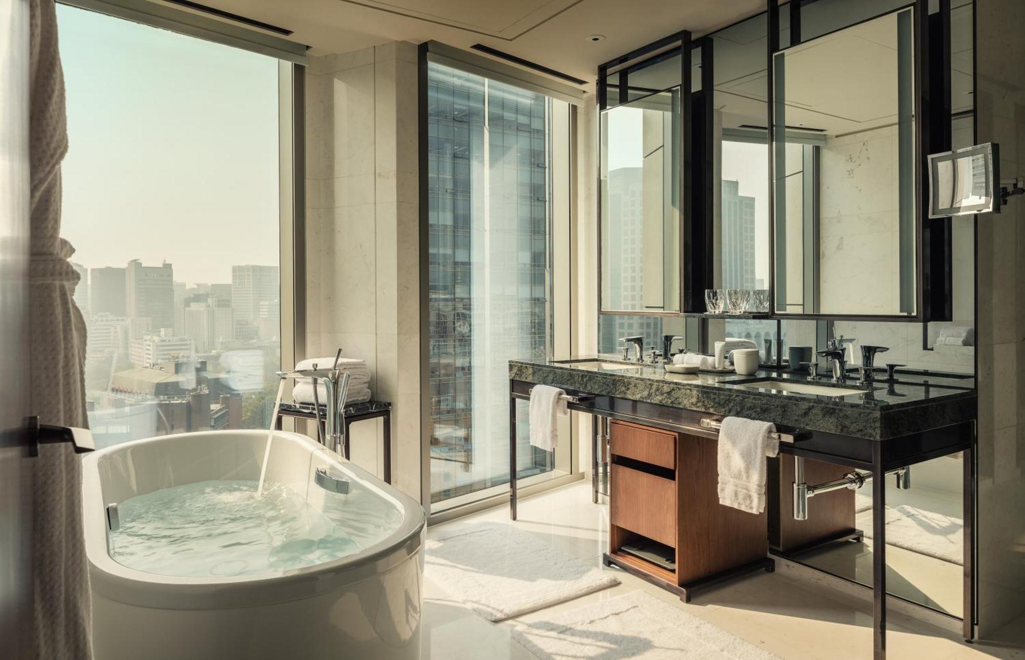 Executive Double Suite with City View