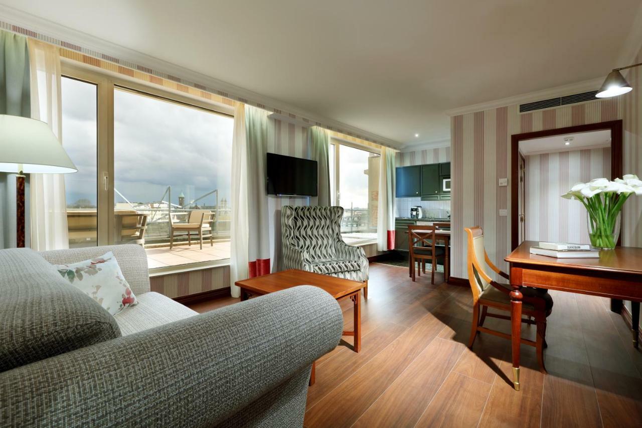 Junior Suite with Terrace,784060890:JPEG