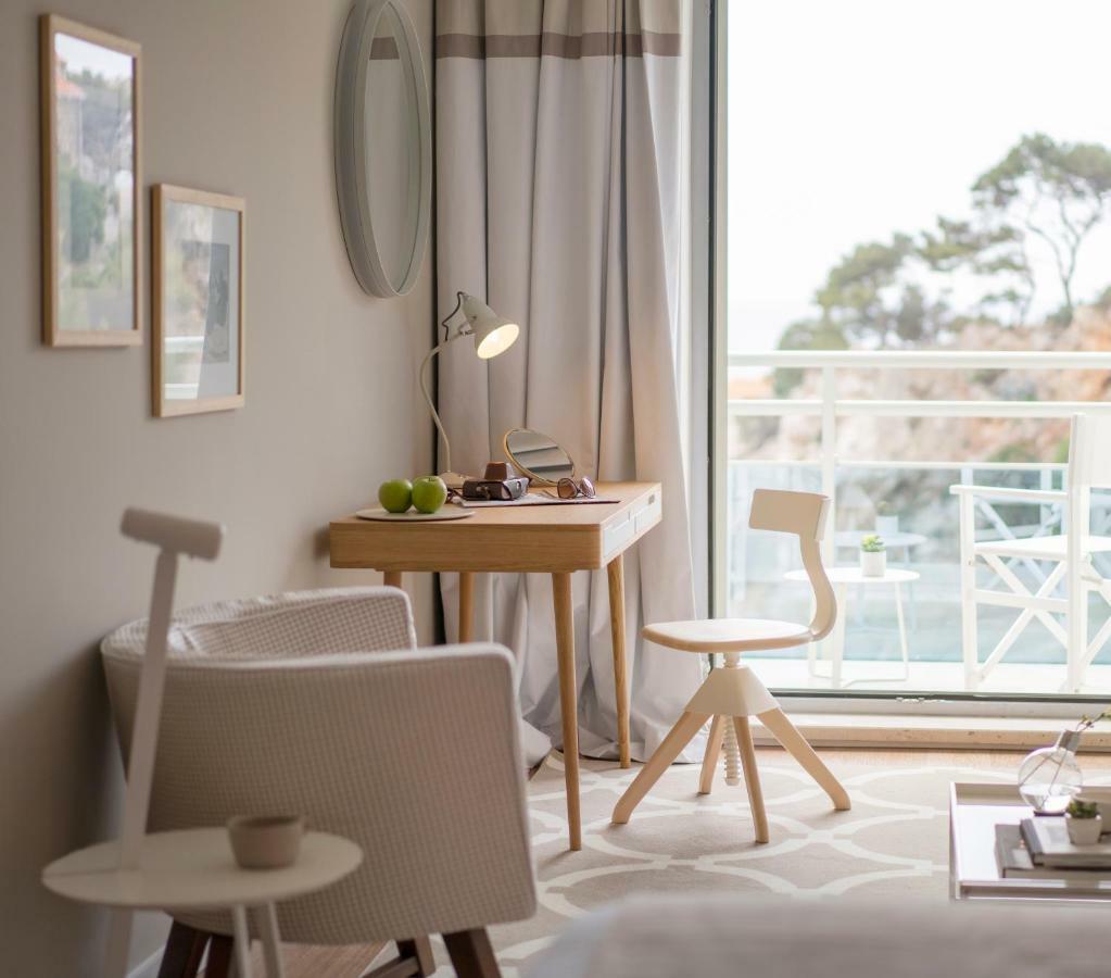 Quarto Duplo Deluxe com Varanda e Vista do Mar