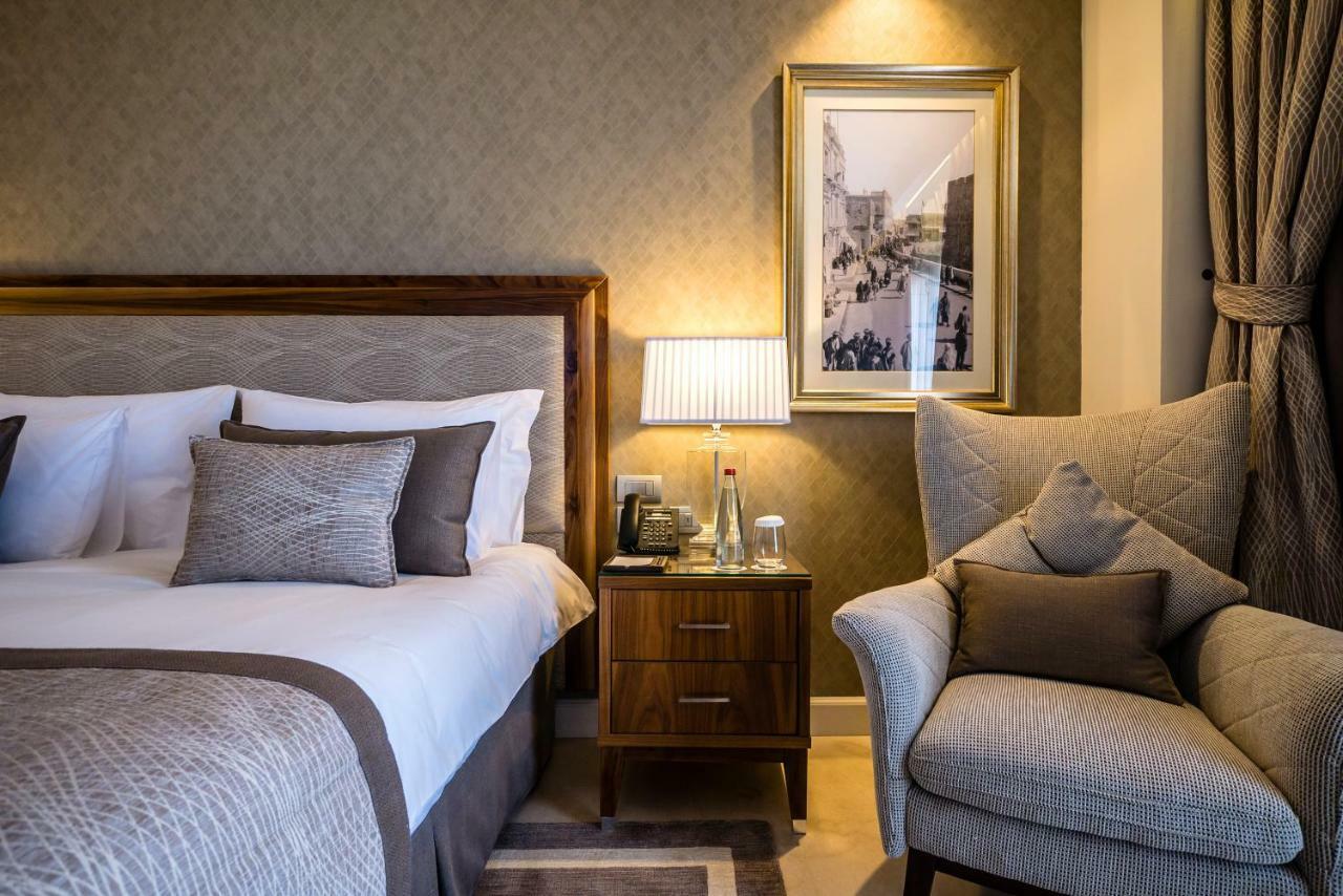 Superior Queen Room
