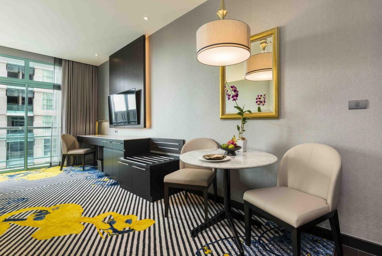 Grand Deluxe Room King City View