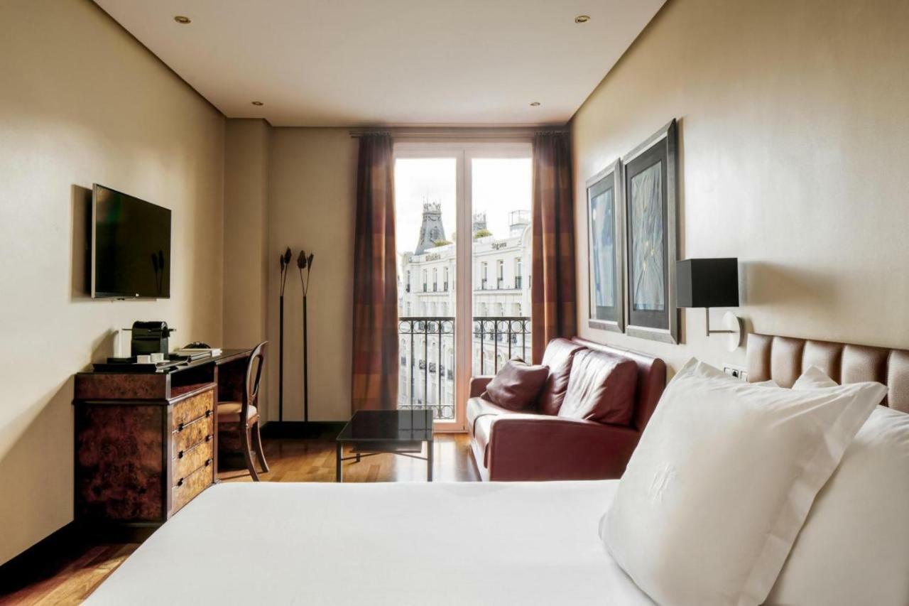 Superior Double or Twin Room City View