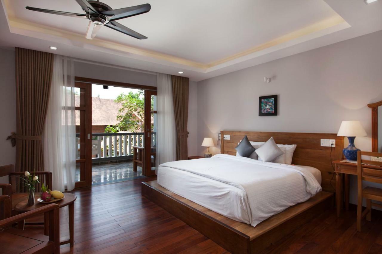 Superior Plus Room