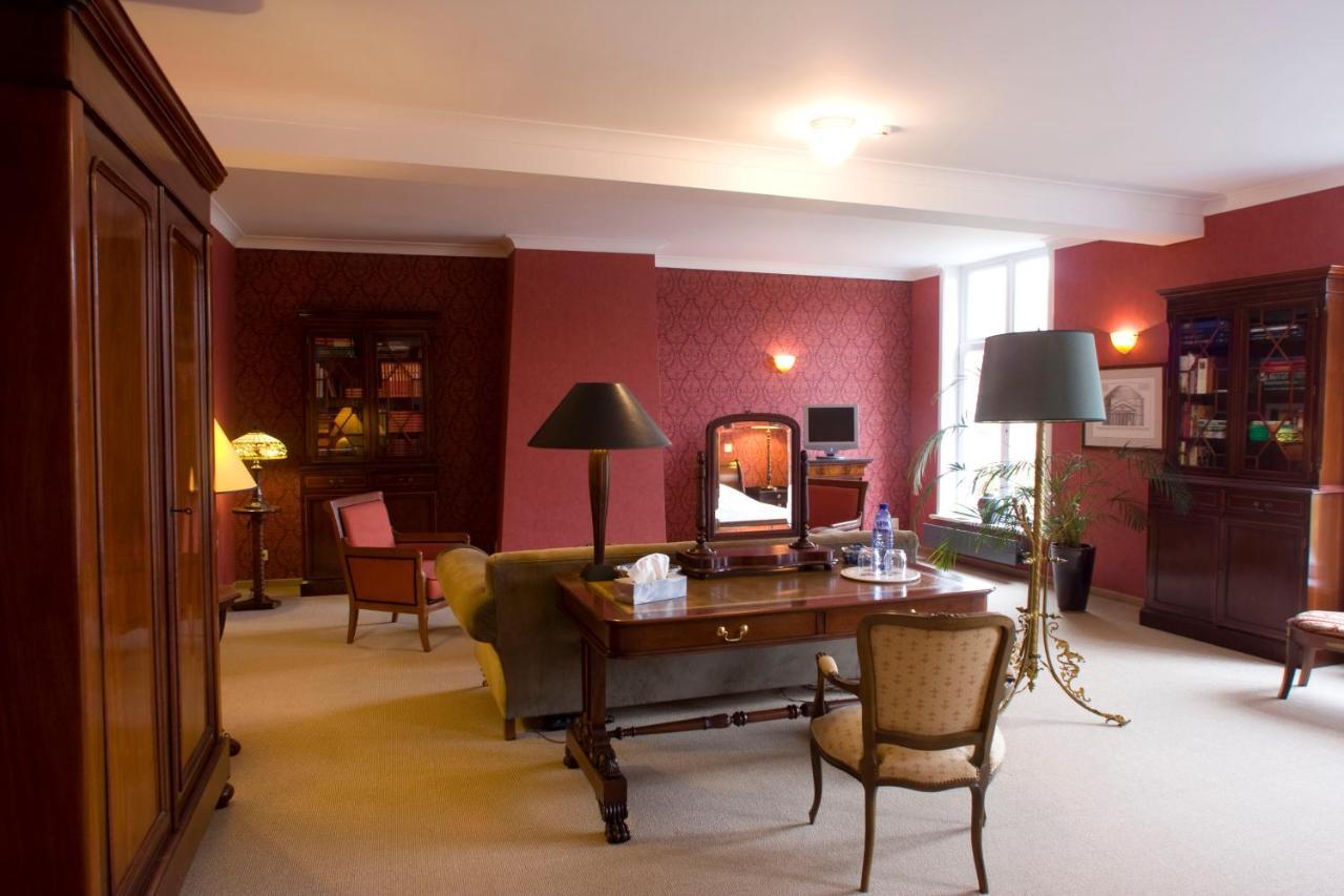 Luxury Suite