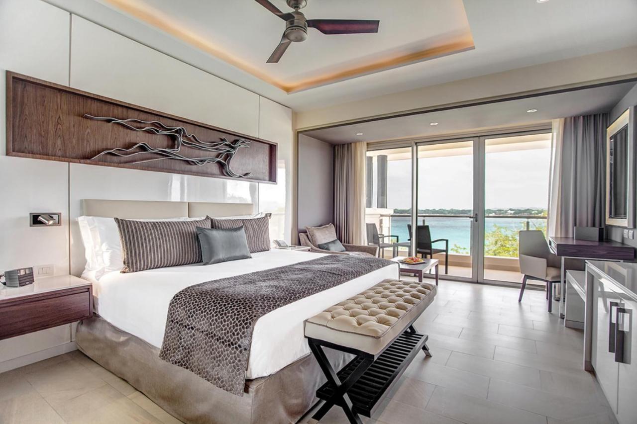 Luxe Presidentiële Suite met 1 Slaapkamer en Uitzicht op de Oceaan - Diamond Club