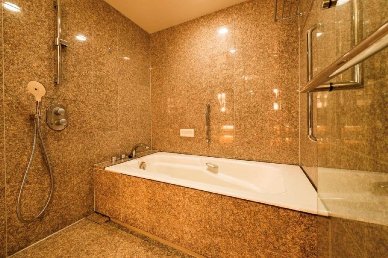 Superior Twin Room Standard Floor - Non-Smoking