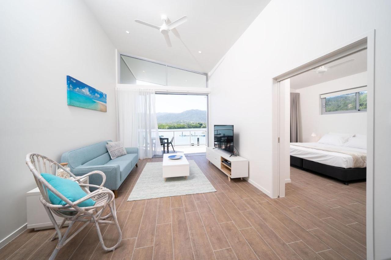 Two-Bedroom Apartment Harbour View