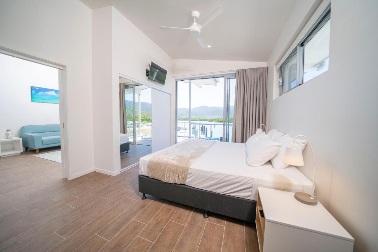One Bedroom Harbour View