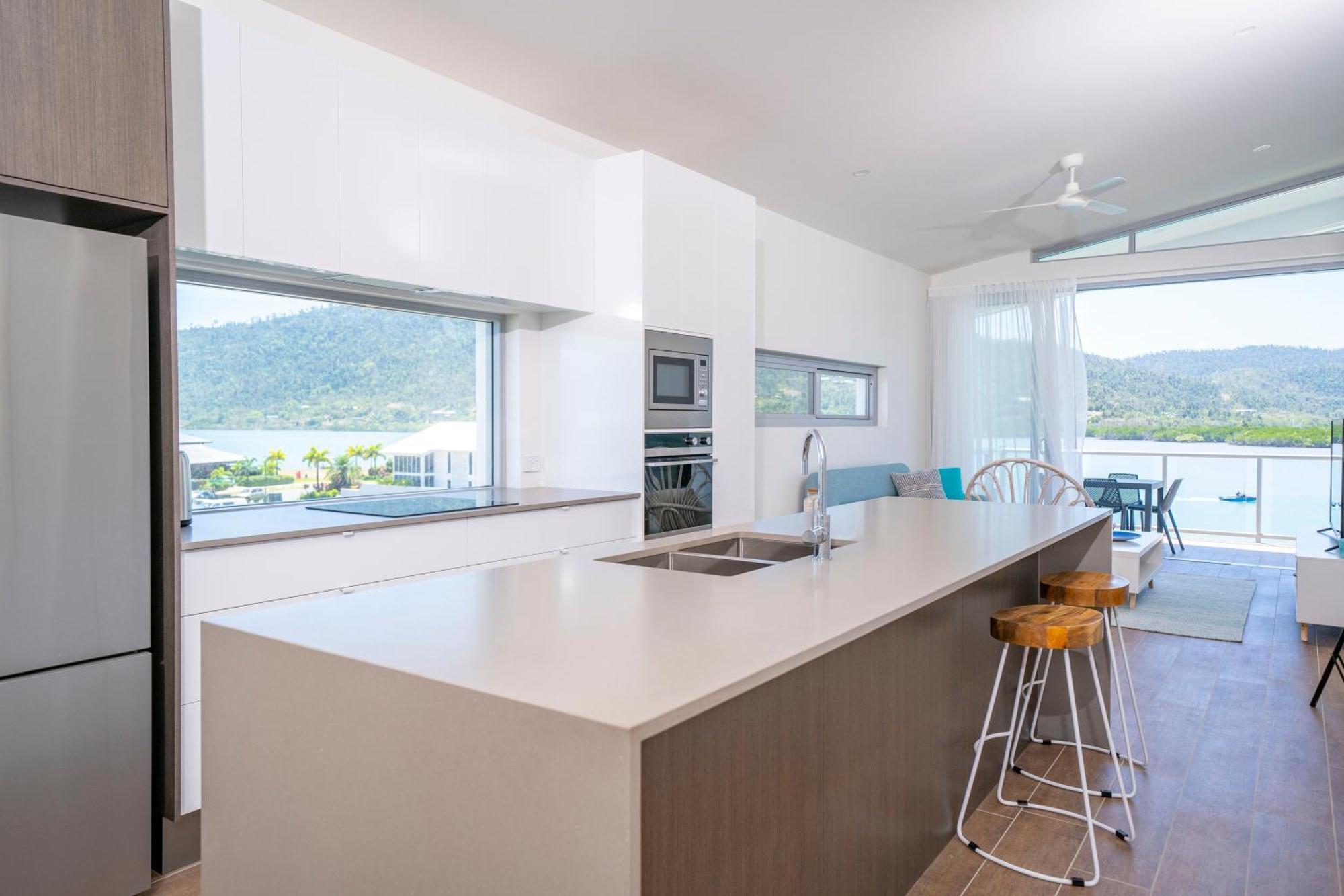 Two-Bedroom Apartment Harbour View