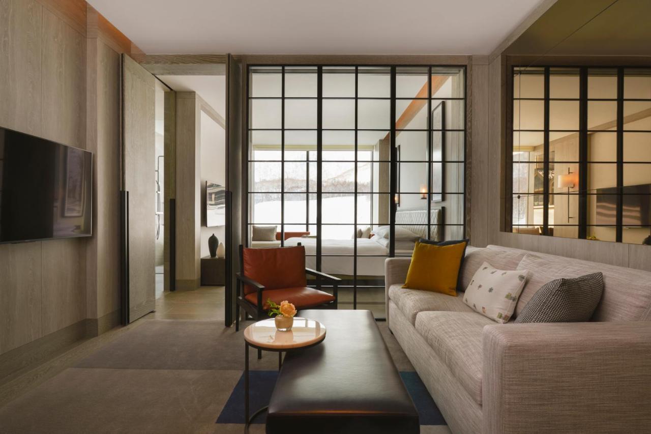 King Room with Mountain View