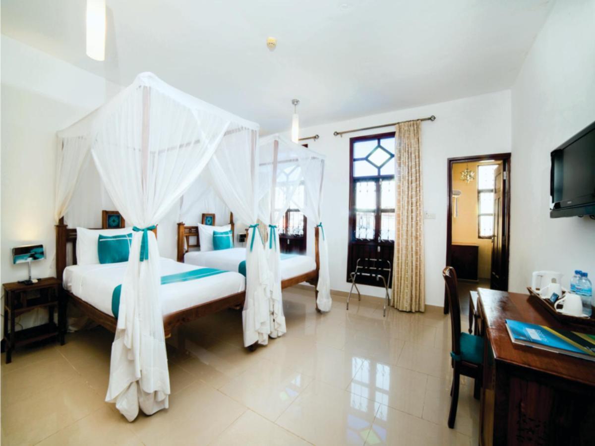 Twin Room,992718055:JPEG