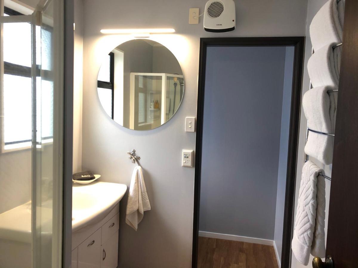 One-Bedroom Upstairs