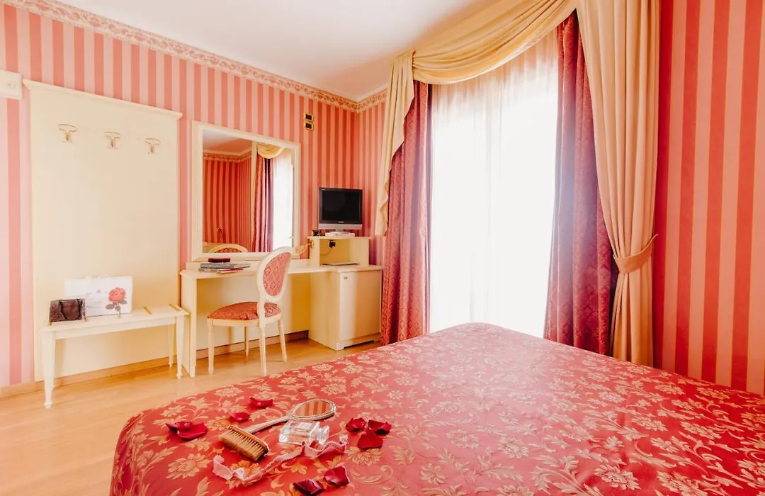 Hotel Liberty-1