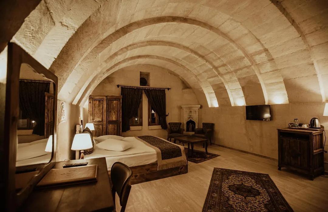 Kismet Cave Mansion-1
