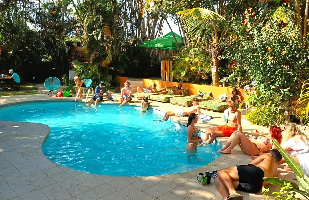 Costa Rica Backpackers-1