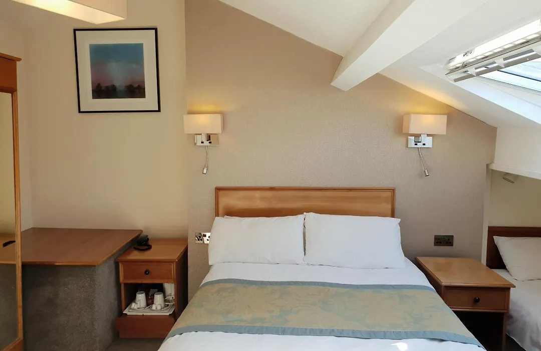 Victoria Park Lodge-1