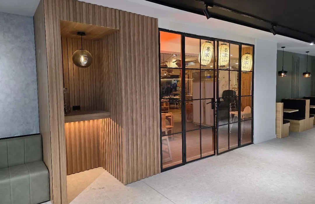 Park Inn By Radisson Melbourne Carlton-1
