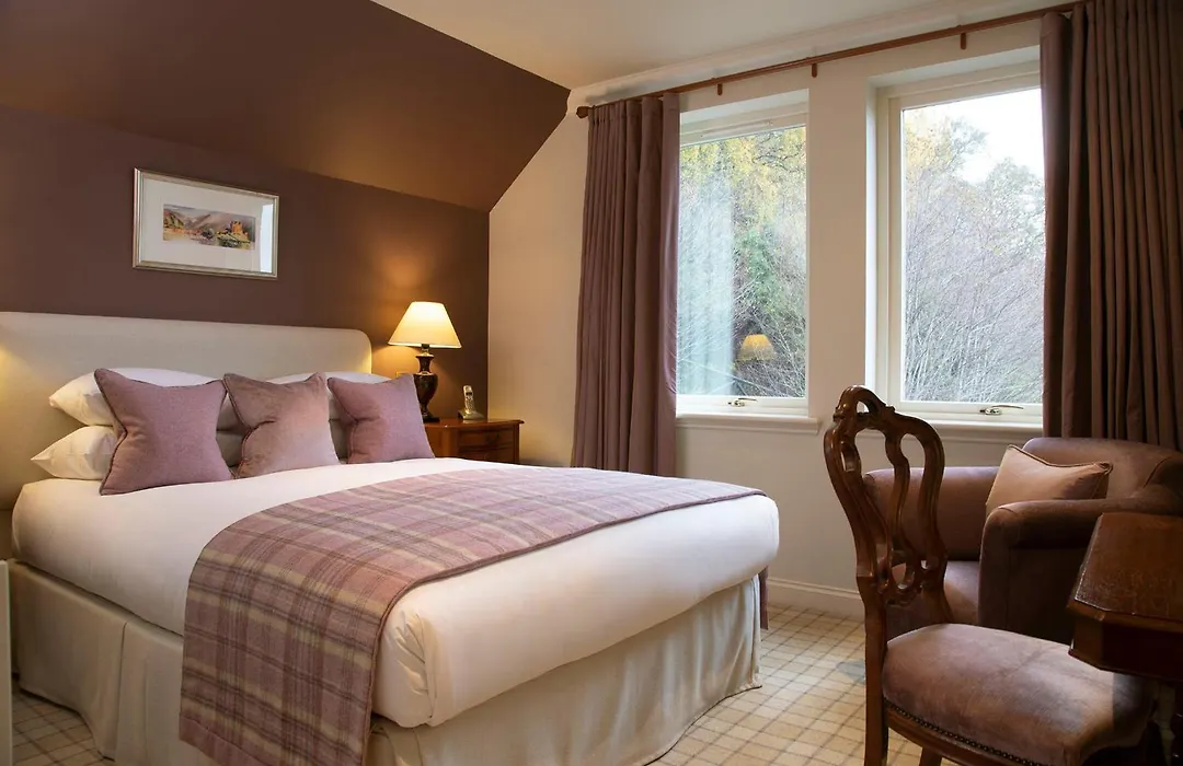 Loch Ness Lodge-1