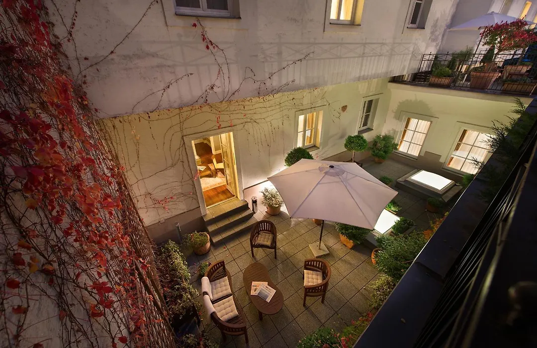 Marrol'S Boutique Hotel-1