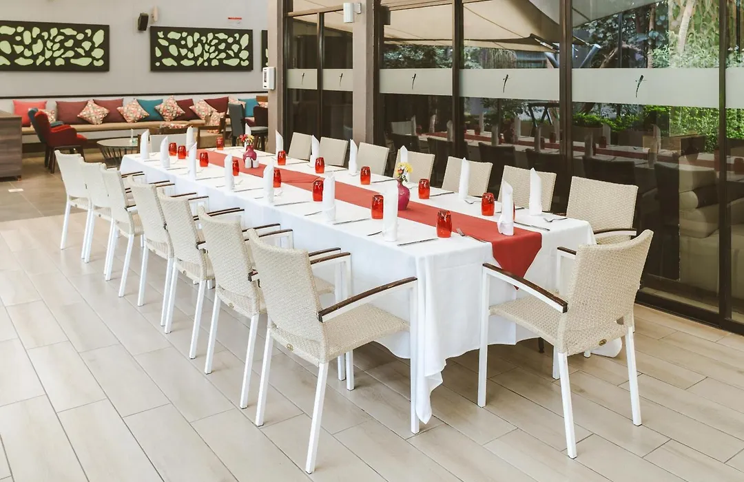 Tamarind Tree Hotel-1