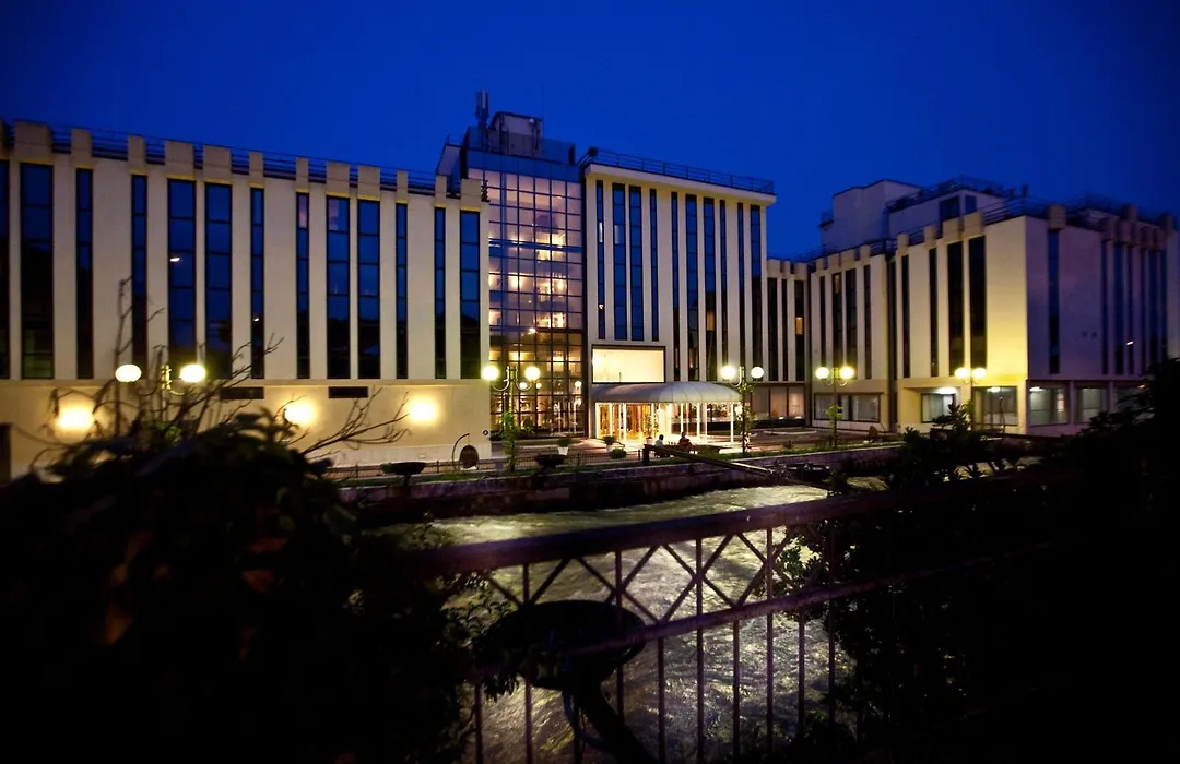 Hotel Leon d'Oro-1