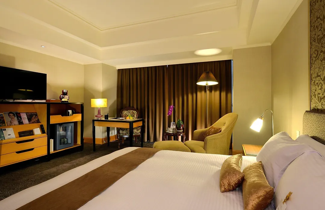 The Lees Hotel-1