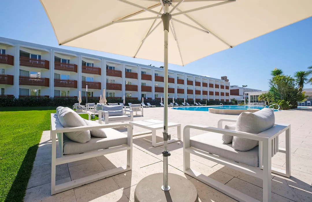 Malibu Foz Hotel - La Maison Younan-1
