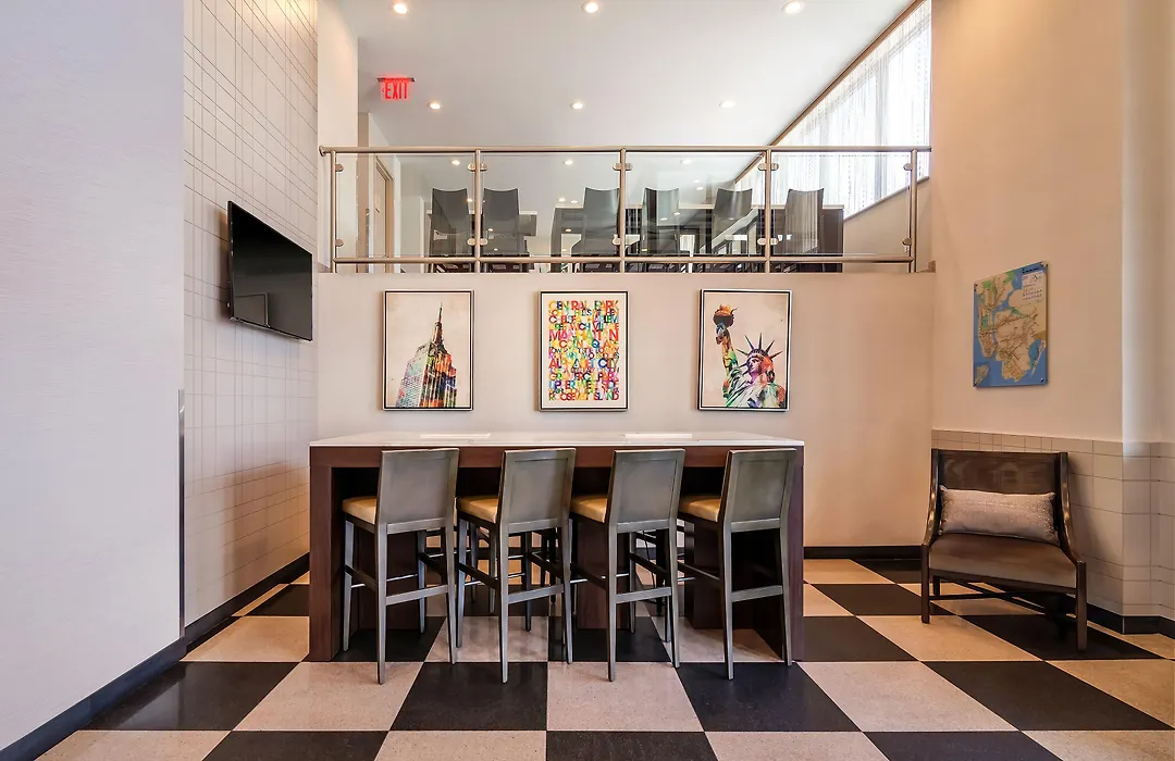 Best Western Plus Plaza Hotel-1