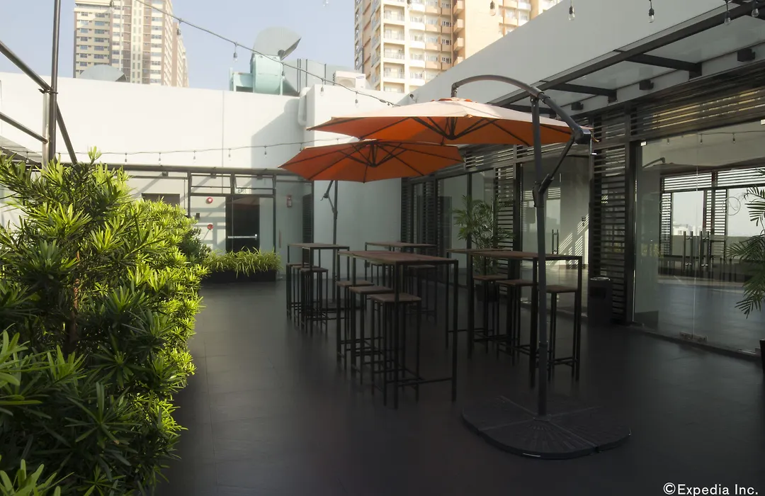 Amelie Hotel Manila-1