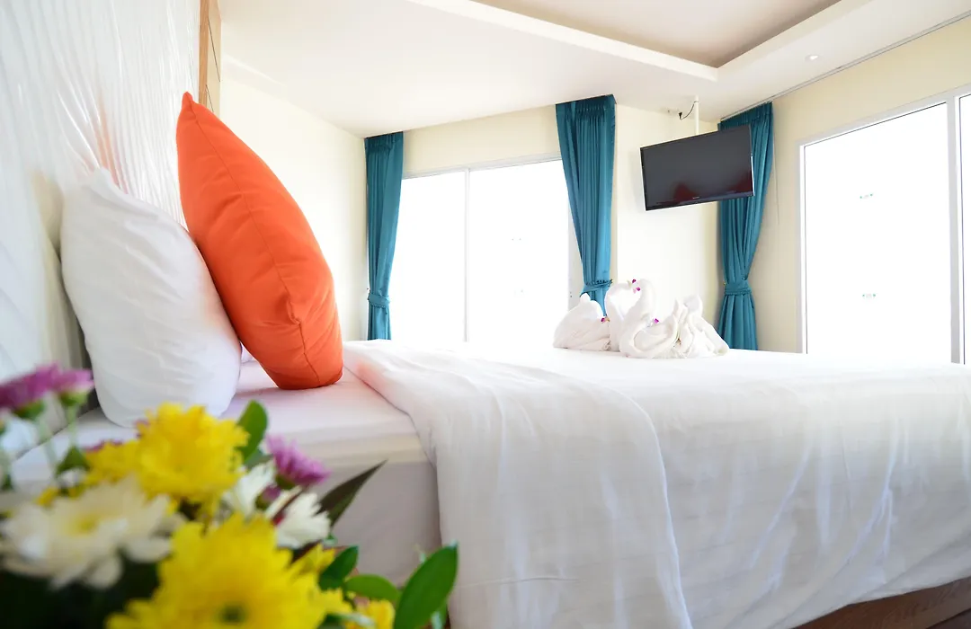 Welcome Jomtien Beach Hotel-1