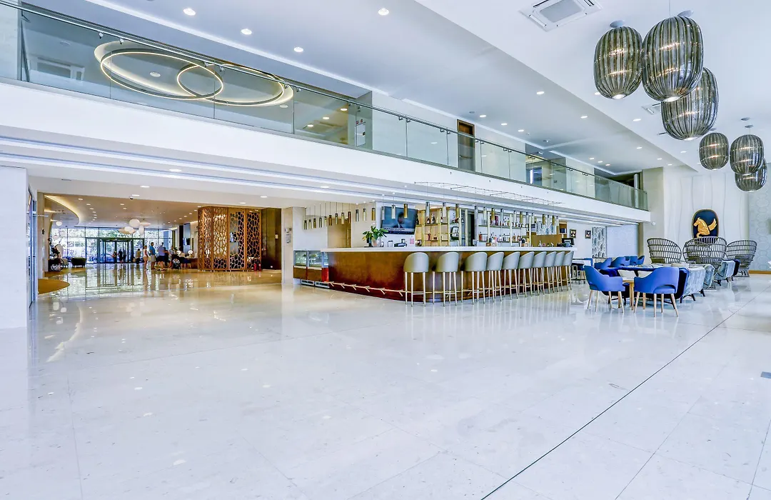 Maritim Hotel Paradise Blue-1