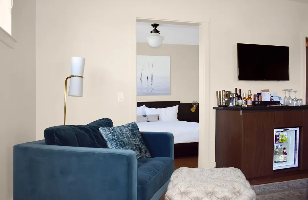 The Francis Hotel-1