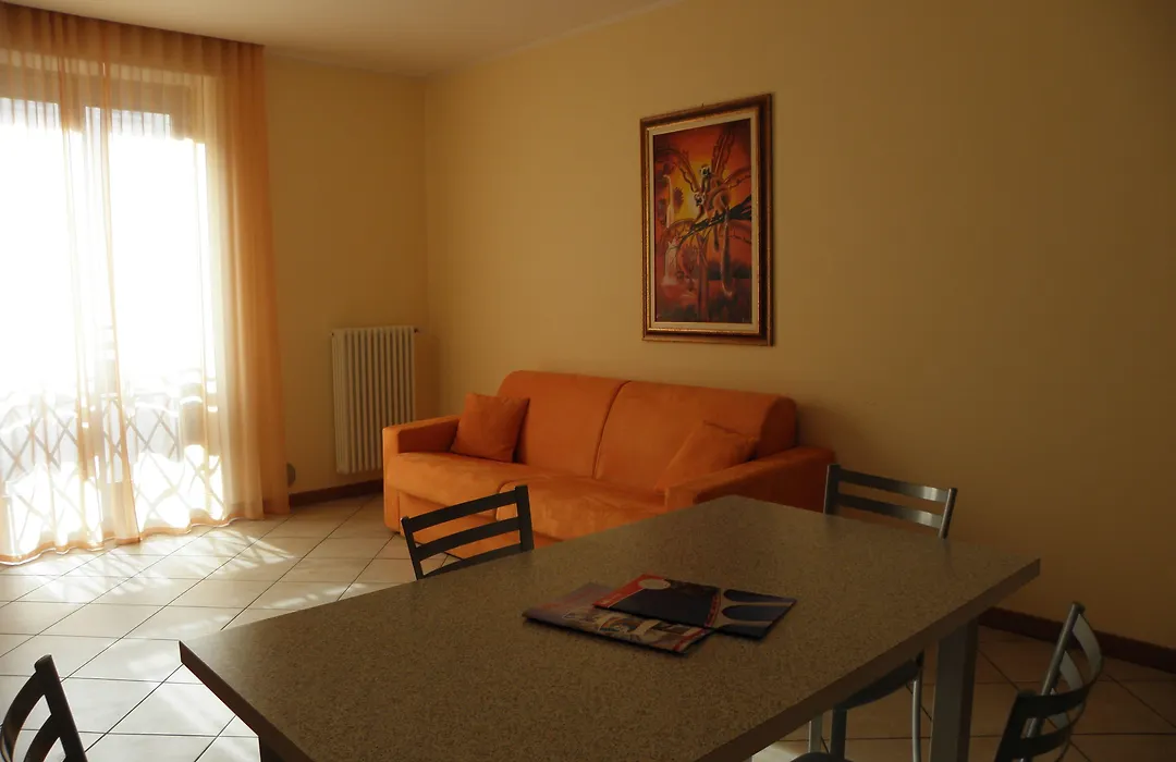 Design Suite Tirano-1