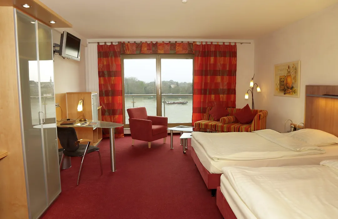 DIEHLs Hotel-1