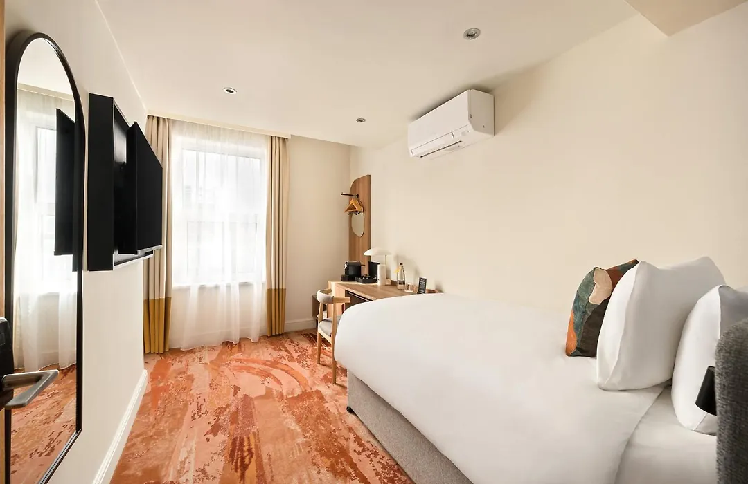 London Bloomsbury Square Hotel By Ihg-1