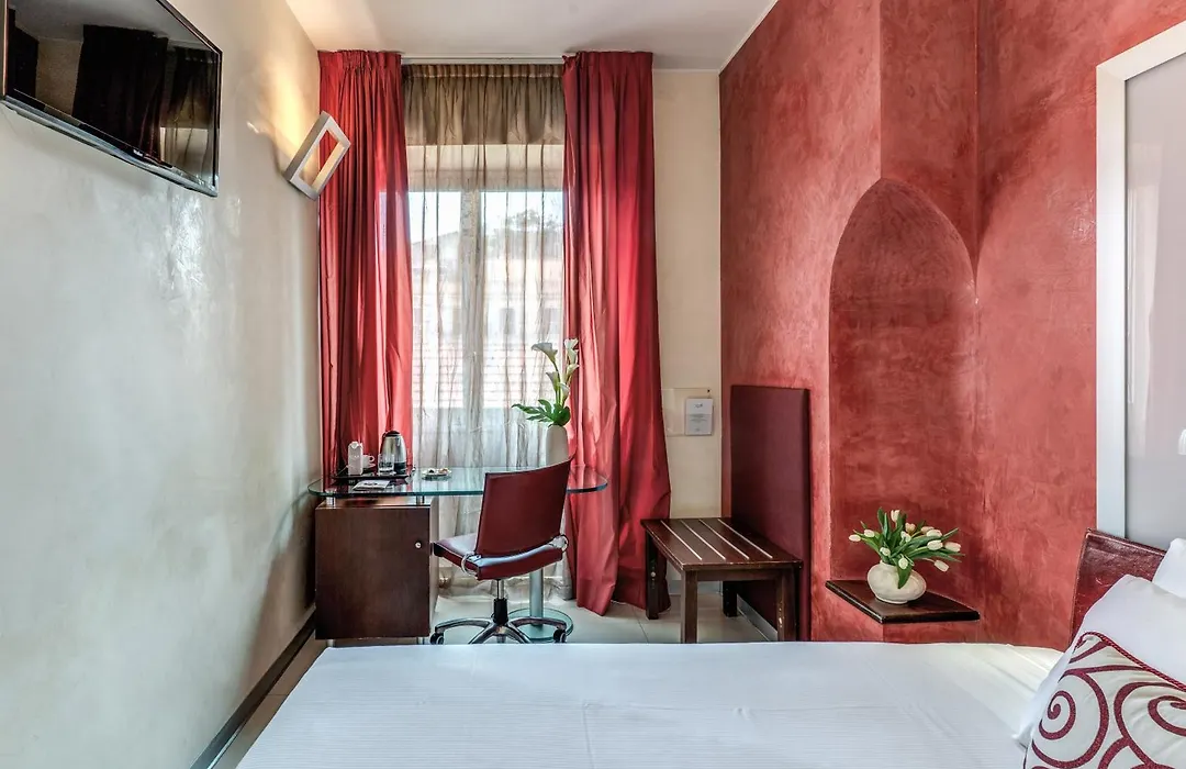 La Griffe Roma-1