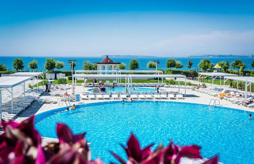 Premier Fort Beach Resort-1