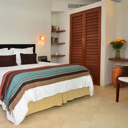 Playa Palms Beach Hotel-3