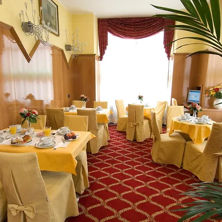 Hotel Cinque Giornate-2