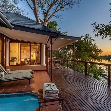 The River Club-3