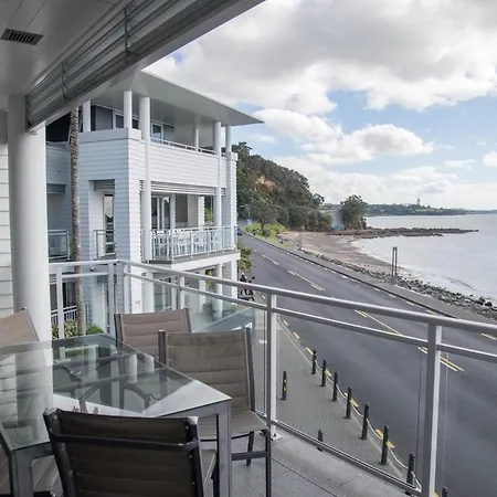 The Waterfront Suites - Heritage Collection-2