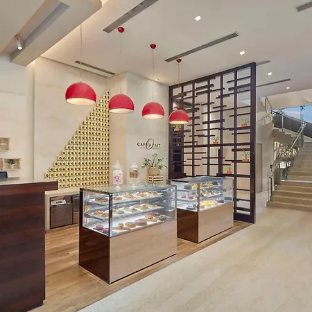 Doubletree By Hilton Gurugram Baani Square-3