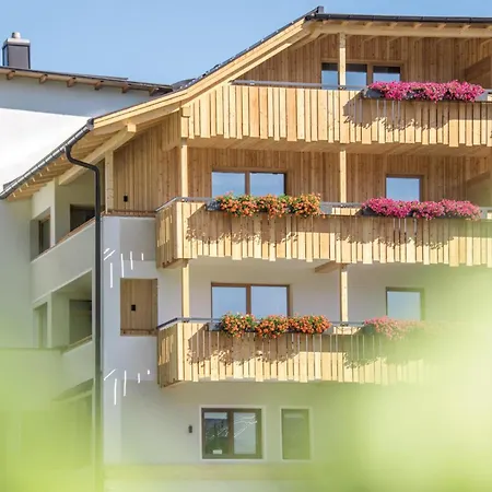 Hotel Condor-3